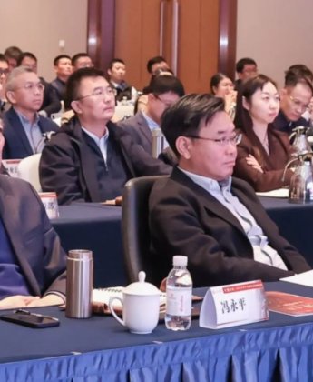 Junrun and customers communication meeting